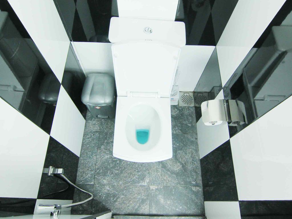 2In1 Kandy Hostel Ngoại thất bức ảnh
