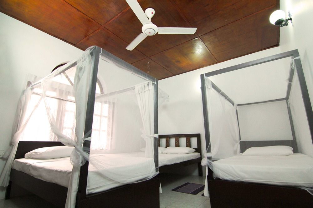2In1 Kandy Hostel Ngoại thất bức ảnh